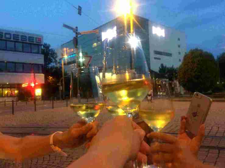 Neuer Wein - auf die Zukunft!